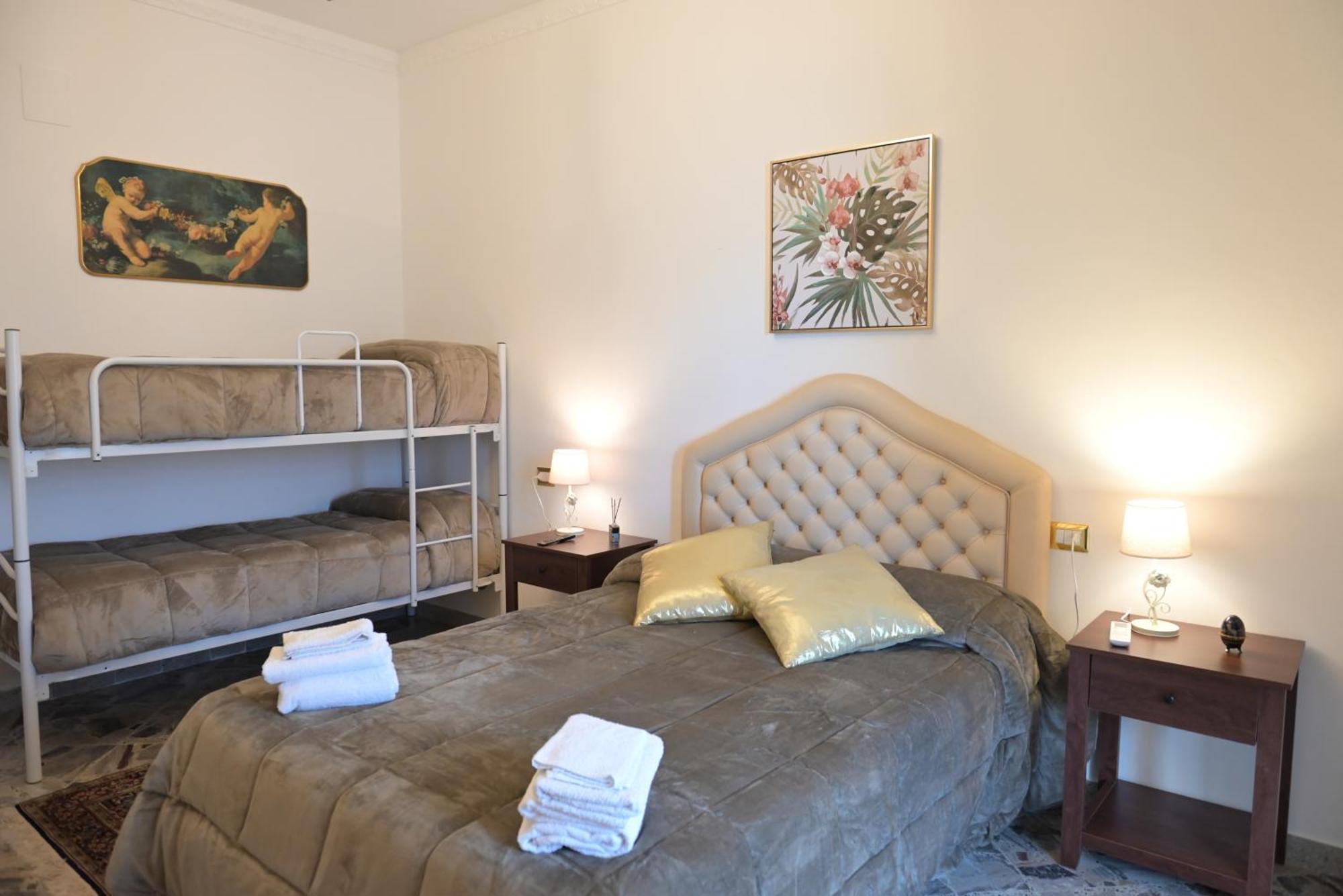 The Rooms Of Swami Bari Eksteriør bilde